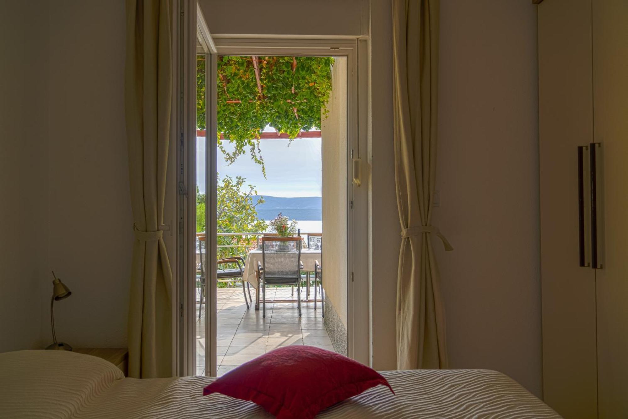 Apartments Sara & Nina Omiš Exteriér fotografie