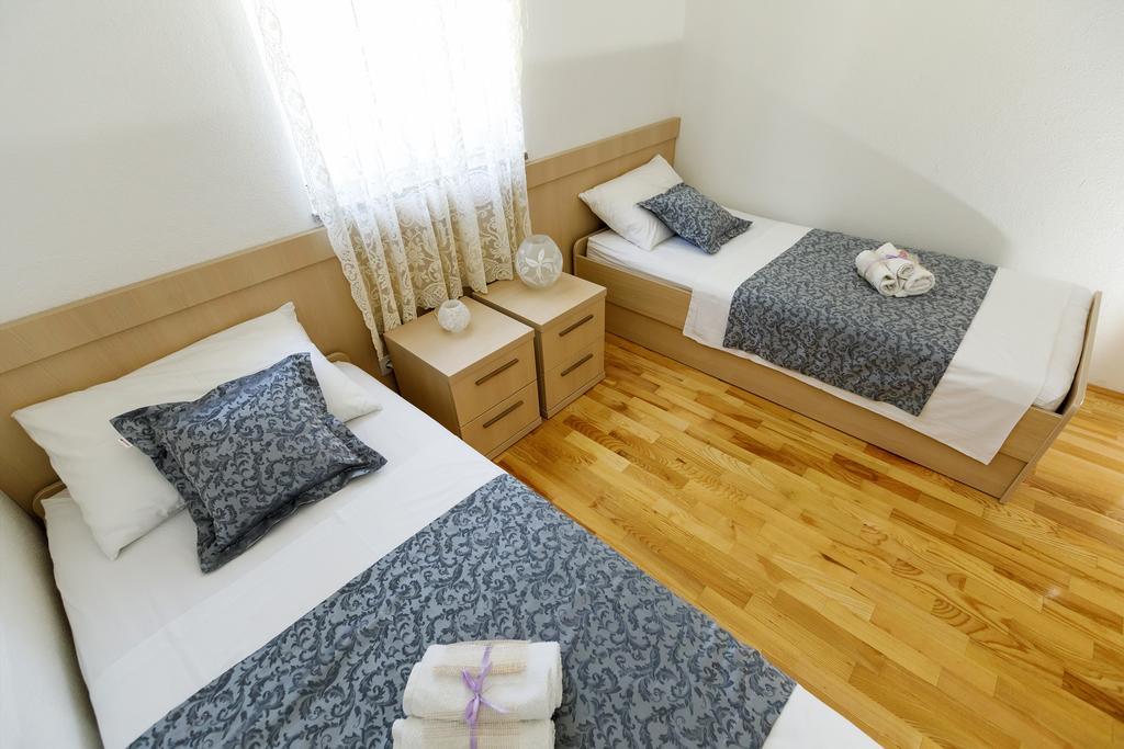 Apartments Sara & Nina Omiš Exteriér fotografie